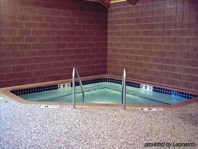 Pine Peaks Lodge & Suites Cross Lake Facilities photo
